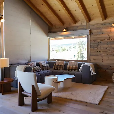 Splendide Neuf Avec Jaccuzzi Chalet *