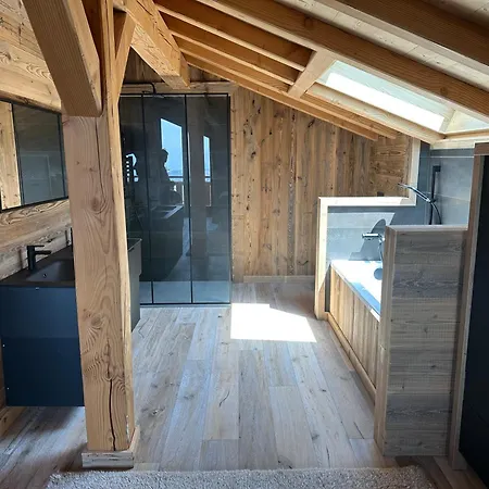 Chalet Splendide Neuf Avec Jaccuzzi *