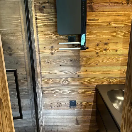 Chalet Splendide Neuf Avec Jaccuzzi